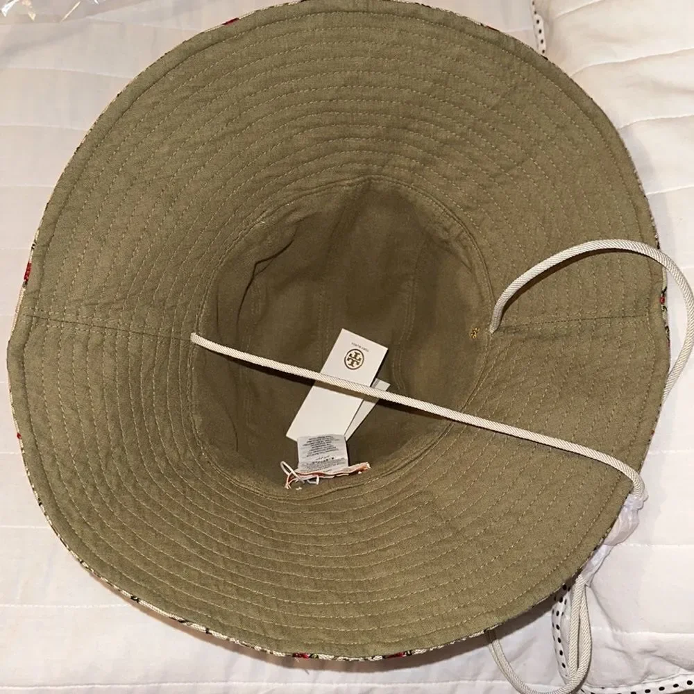 Tory Burch OS Beige Tan Red Monogram Embroidered Climbing Rose Bucket Hat